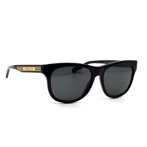 NIB $465 GUCCI gold logo plate rectangle square black sunglasses case